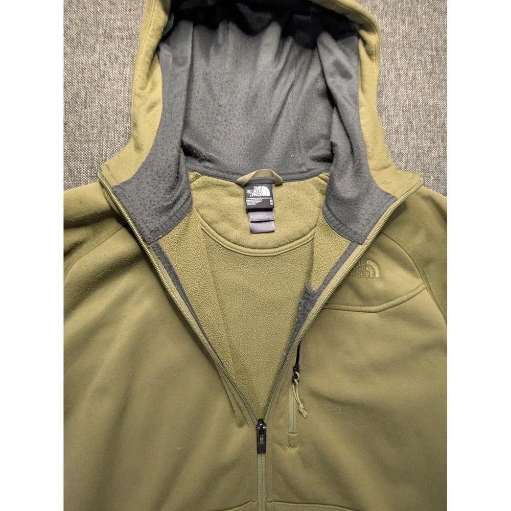The North Face Performance Hoodie Medium Green‎ Long Sleeve Pullover Sweatshirt